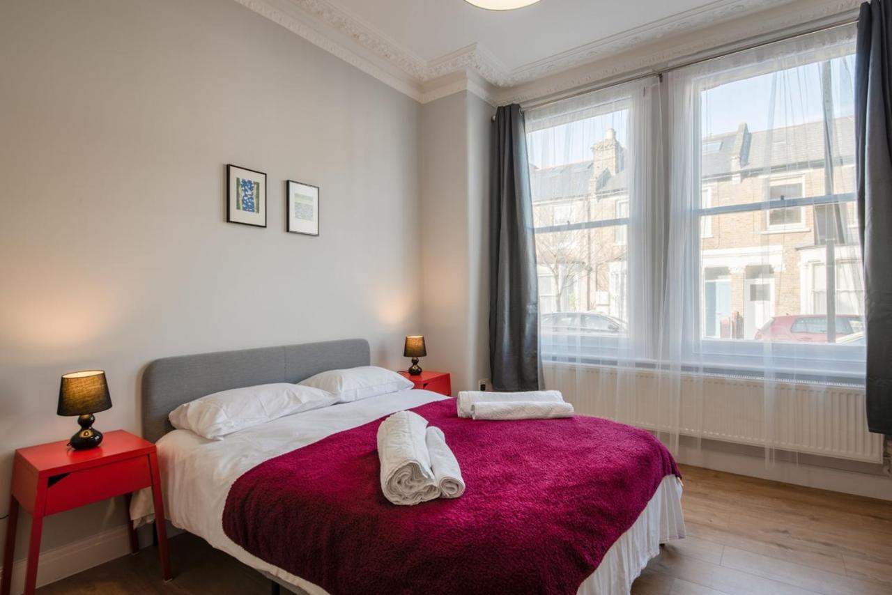 Comfortable Flat In Hammersmith Apartment Londra Exterior foto