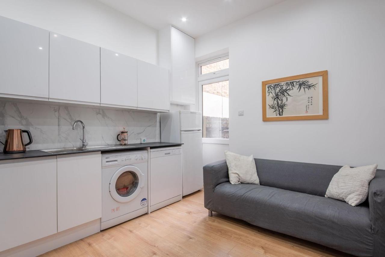 Comfortable Flat In Hammersmith Apartment Londra Exterior foto