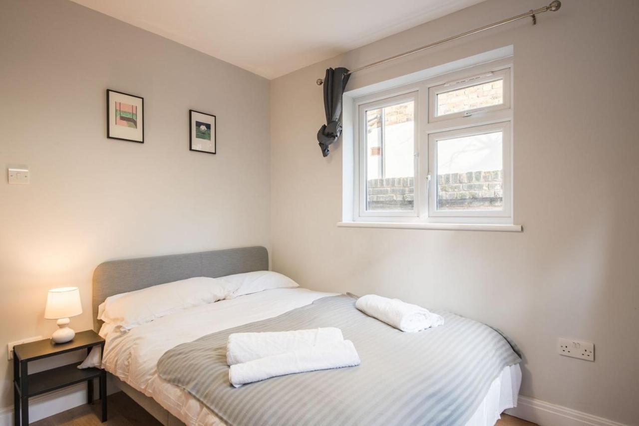 Comfortable Flat In Hammersmith Apartment Londra Exterior foto