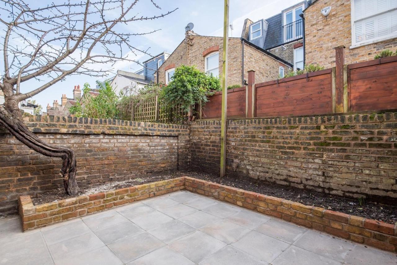 Comfortable Flat In Hammersmith Apartment Londra Exterior foto